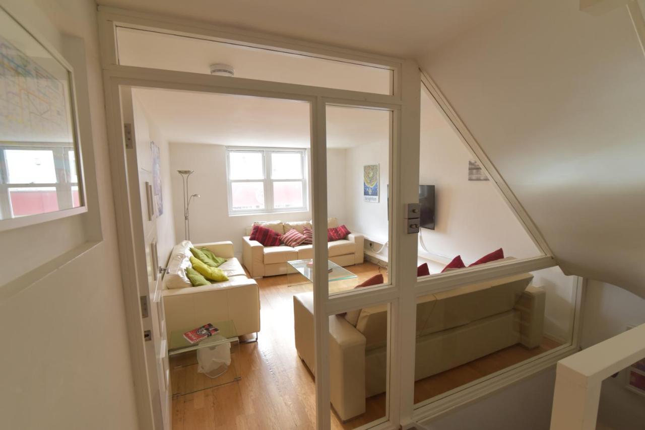 Beach Central With Allocated Parking And Patio Brighton Bagian luar foto