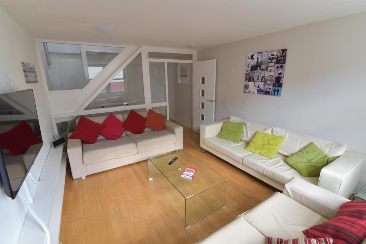 Beach Central With Allocated Parking And Patio Brighton Bagian luar foto